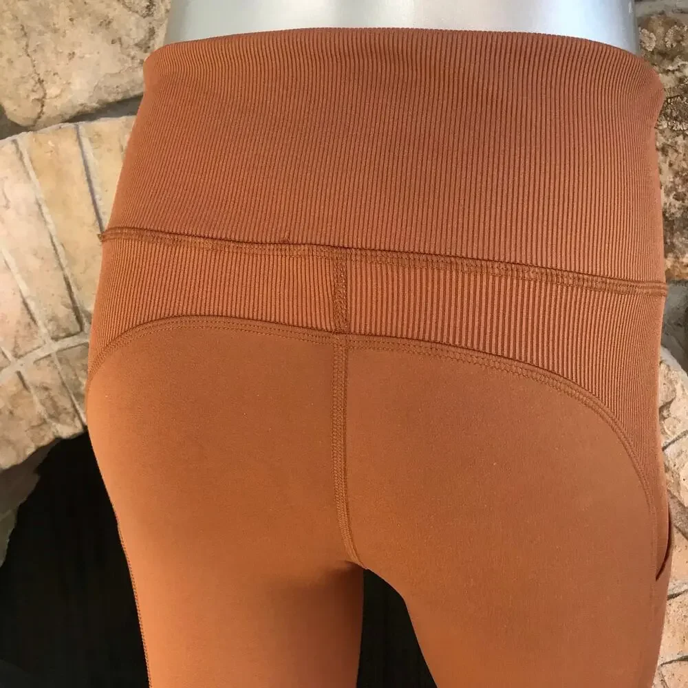 All in Motion Burnt Orange Soft Leggings with Side Pockets Women’s Size M - Picture 5 of 9